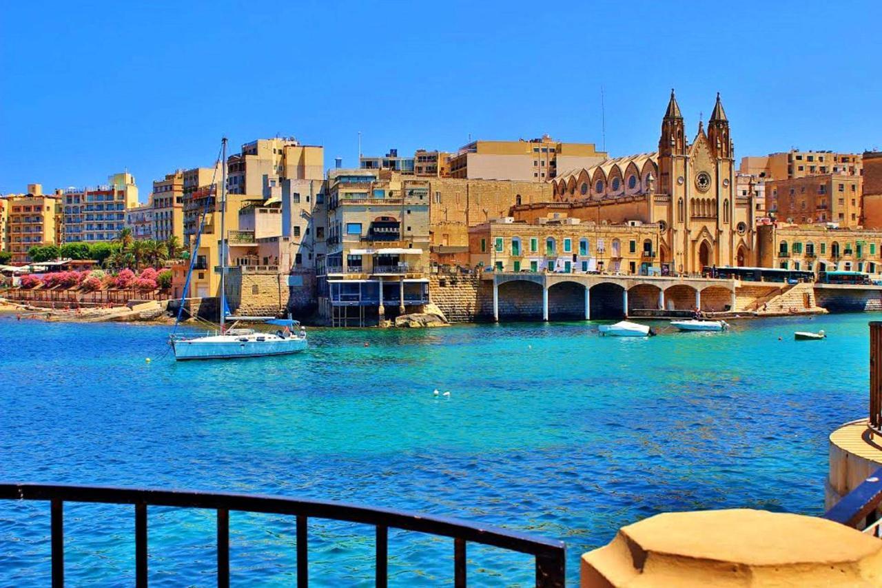 Deluxe Apartment Steps To St George'S Bay سانت جوليان المظهر الخارجي الصورة